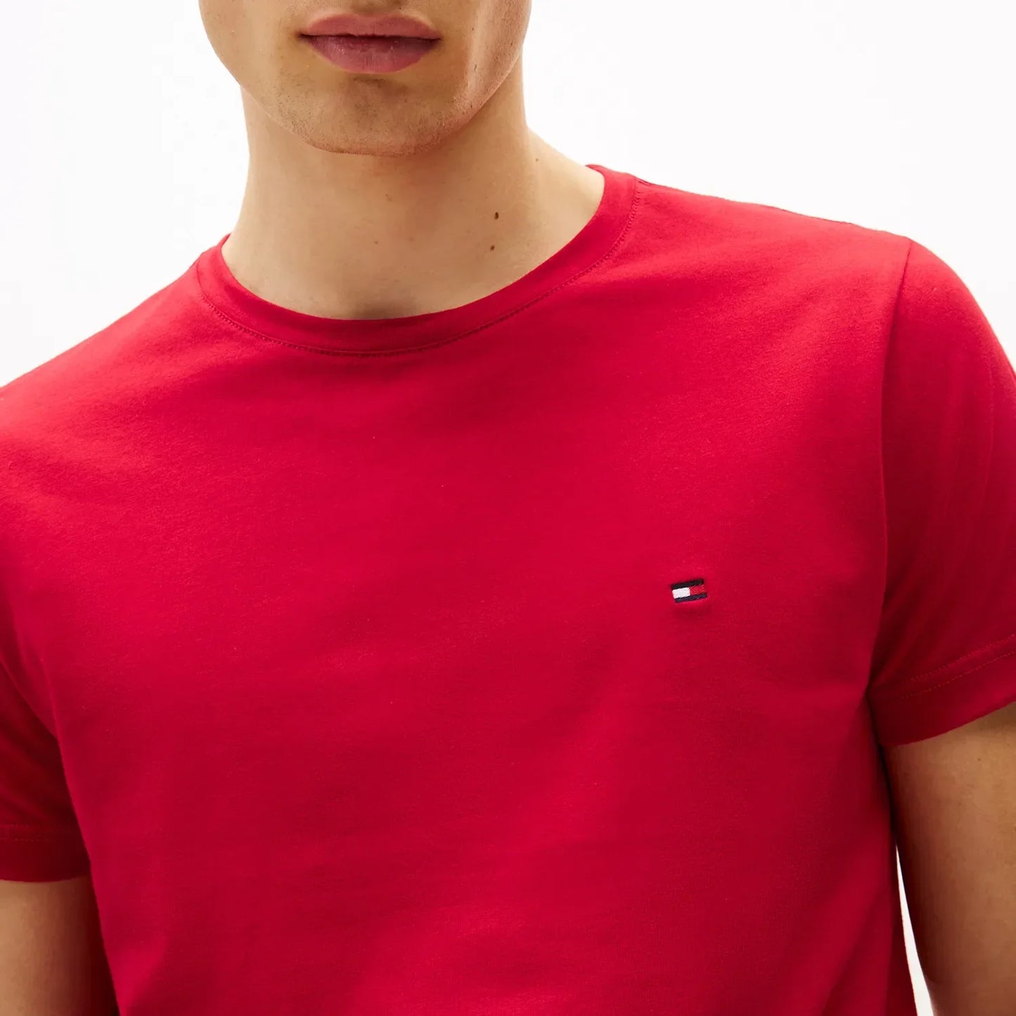 Classic Slim C-Neck T-Shirt - Red